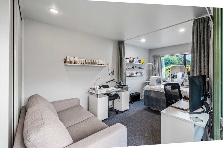 Photo of property in 25b Main South Road, Sockburn, Christchurch, 8042