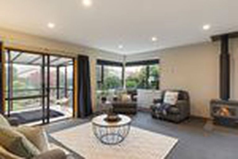 Photo of property in 81 Vivian Street, Burwood, Christchurch, 8083