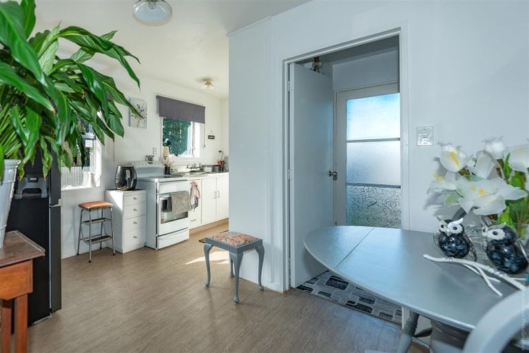 Photo of property in 4/110 Barbour Street, Waltham, Christchurch, 8011