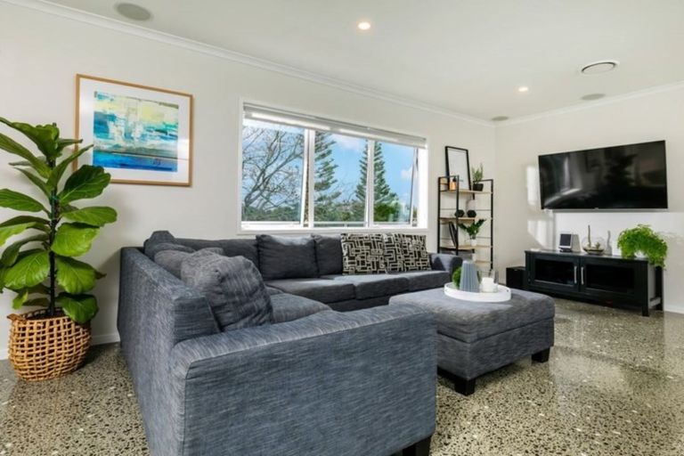 Photo of property in 112 Hibiscus Coast Highway, Red Beach, 0932