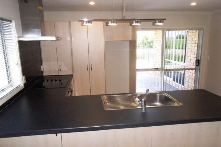 Photo of property in 37 Mcnaughton Place, Onekawa, Napier, 4110