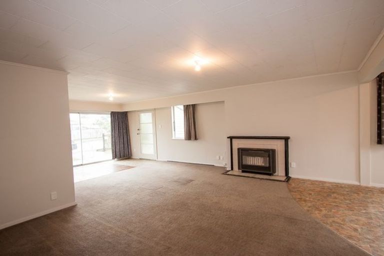 Photo of property in 2 Butler Place, Fairfield, Hamilton, 3214