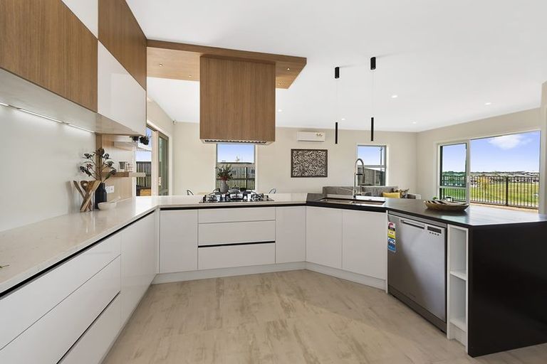 Photo of property in 45 Longbow Terrace, Flagstaff, Hamilton, 3210