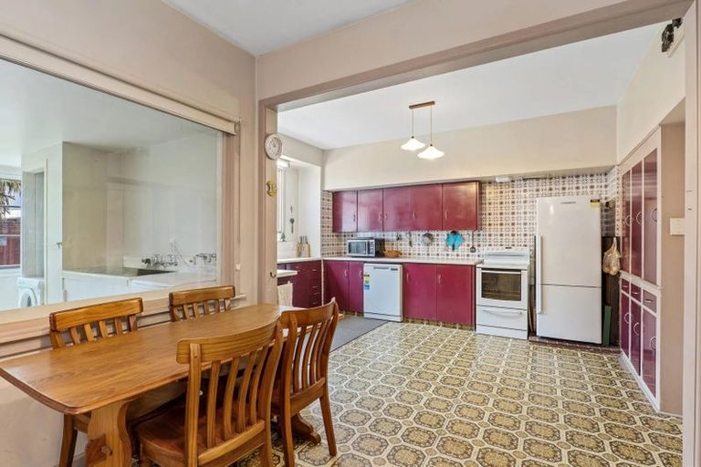 Photo of property in 92a Clyde Road, Ilam, Christchurch, 8041