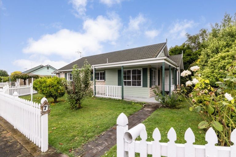 Photo of property in 7/21 Havelock Road, Havelock North, 4130