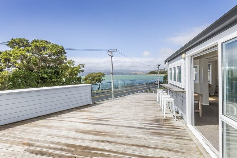 Photo of property in 156 Paremata Road, Paremata, Porirua, 5024