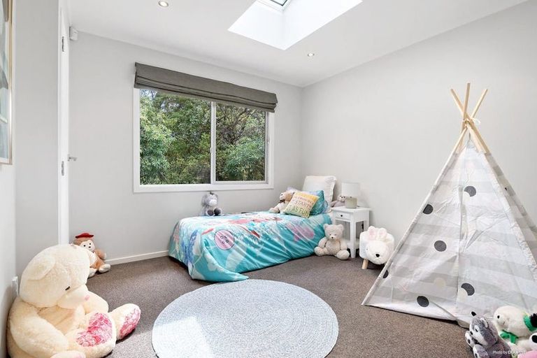 Photo of property in 1/33 Rangatira Road, Birkdale, Auckland, 0626