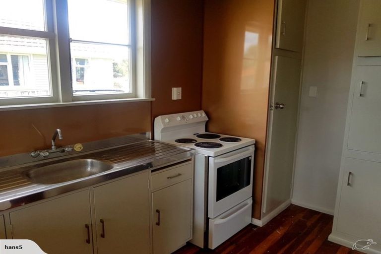 Photo of property in 9 Willis Street, Bader, Hamilton, 3206