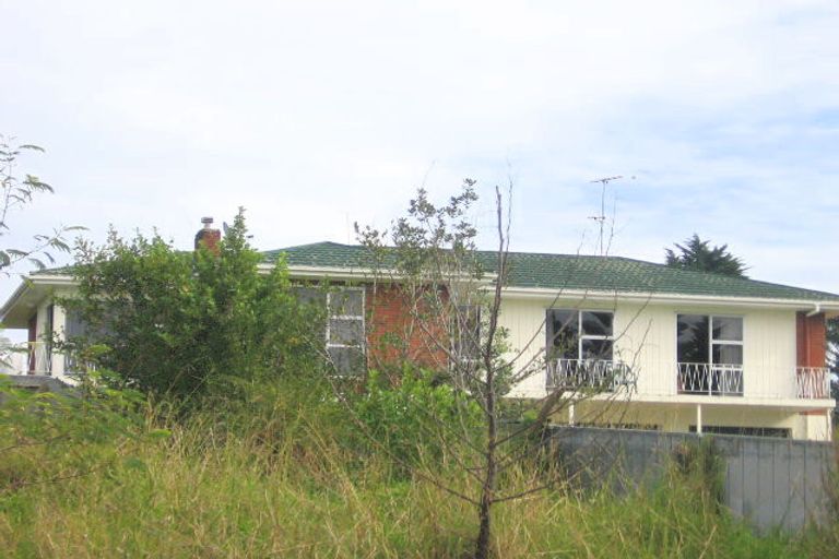 Photo of property in 104a Don Buck Road, Massey, Auckland, 0614