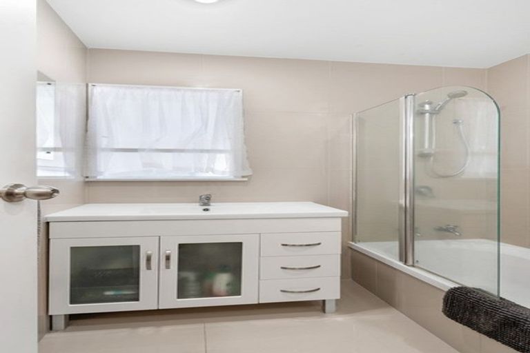 Photo of property in 5 Hokianga Street, Mangere East, Auckland, 2024