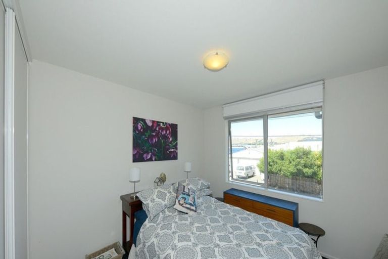 Photo of property in 12 Barrington Street, Somerfield, Christchurch, 8024