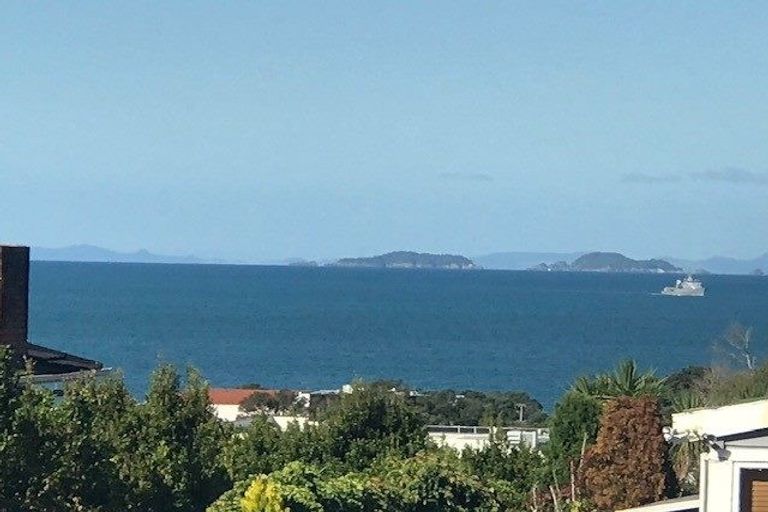 Photo of property in 1/7 Nigel Road, Browns Bay, Auckland, 0630