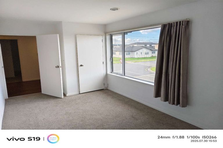 Photo of property in 10 Peerless Avenue, Takanini, 2112