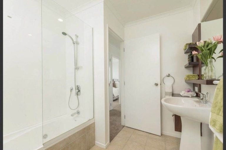 Photo of property in 2/218 Green Lane West, Epsom, Auckland, 1051