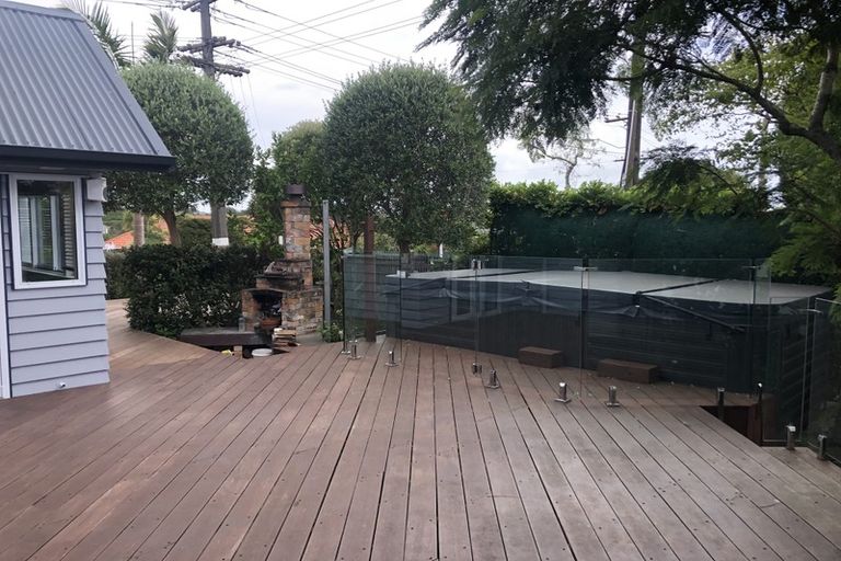 Photo of property in 83b Sale Street, Cockle Bay, Auckland, 2014