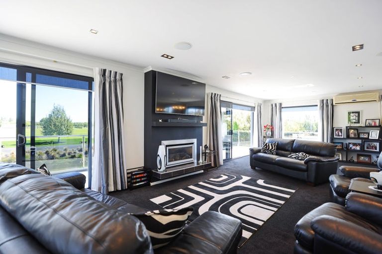 Photo of property in 2 Ludlow Drive, Huntingdon, Ashburton, 7774