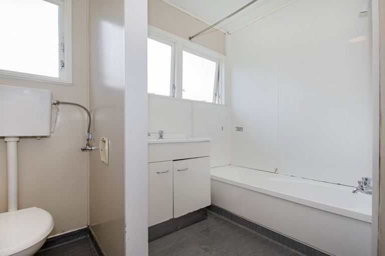 Photo of property in 18b Cresta Place, Onerahi, Whangarei, 0110