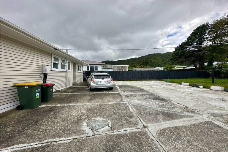 Photo of property in 14 Ruthven Road, Wainuiomata, Lower Hutt, 5014