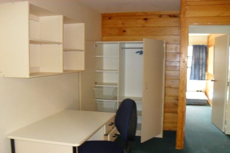 Photo of property in Te Awhina Apartments, 29/22 Sussex Street, Mount Cook, Wellington, 6021