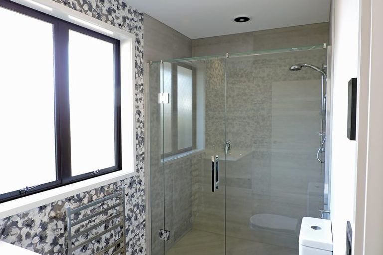 Photo of property in 1 Ashwood Lane, Bell Block, New Plymouth, 4312