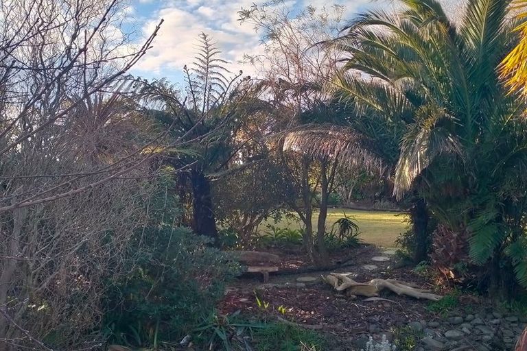 Photo of property in 76 Kekeua Road, Warea, New Plymouth, 4381