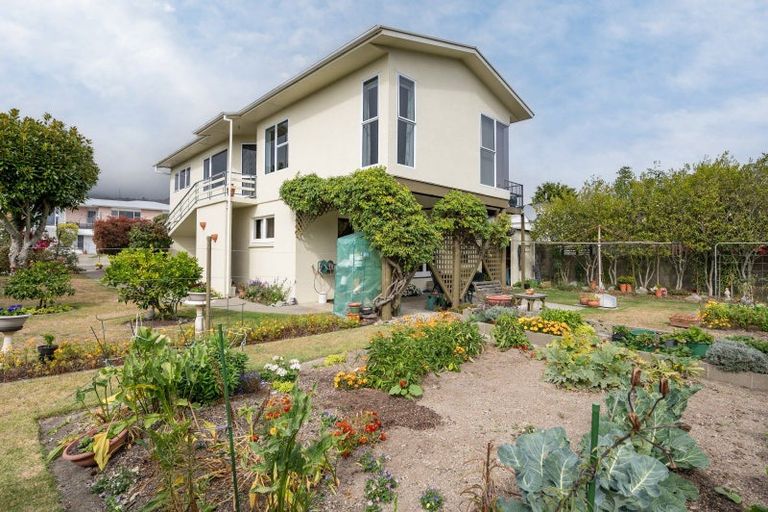 Photo of property in 22 Hebberd Place, Richmond, 7020