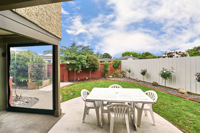 Photo of property in 1/22 Dahlia Street, Palmerston North, 4410