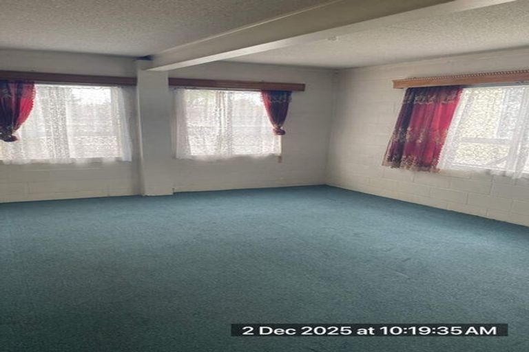 Photo of property in 7 Marewa Street, Te Atatu South, Auckland, 0610