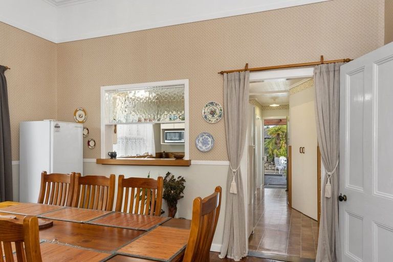 Photo of property in 75-77 Beach Road, Katikati, 3129