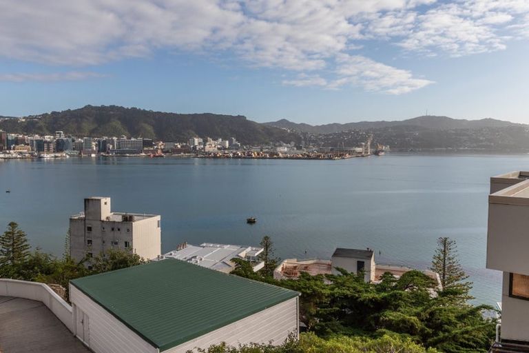 Photo of property in 9/9 Wilkinson Street, Oriental Bay, Wellington, 6011