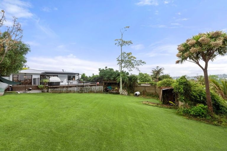 Photo of property in 51 Stanley Road, Glenfield, Auckland, 0629