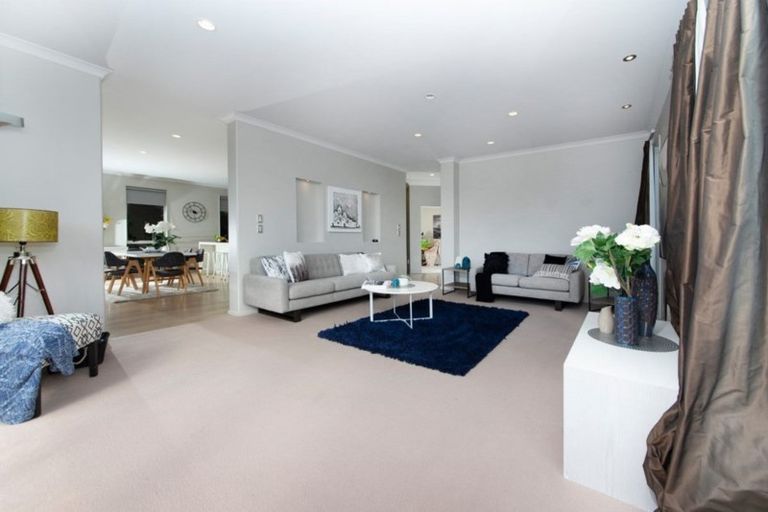 Photo of property in 190 Schnapper Rock Road, Schnapper Rock, Auckland, 0632