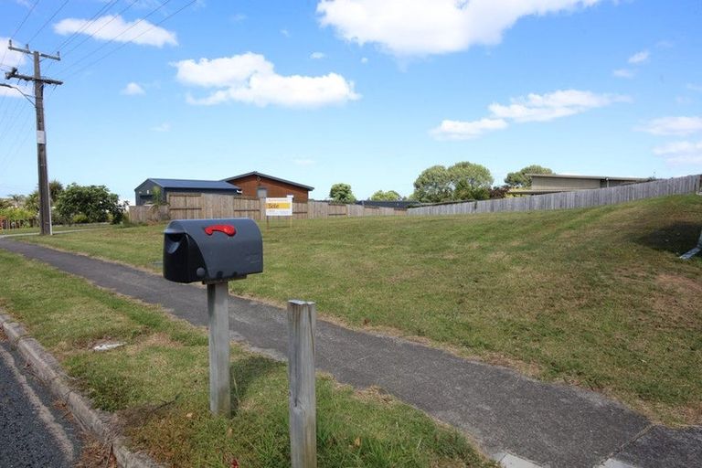 Photo of property in 59 Athenree Road, Athenree, Katikati, 3177