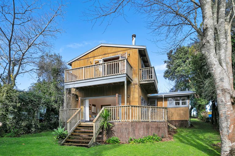 Photo of property in 21 Punga Road, Whenuapai, Auckland, 0618