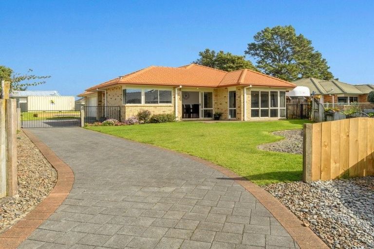 Photo of property in 92 Denny Hulme Drive, Mount Maunganui, 3116