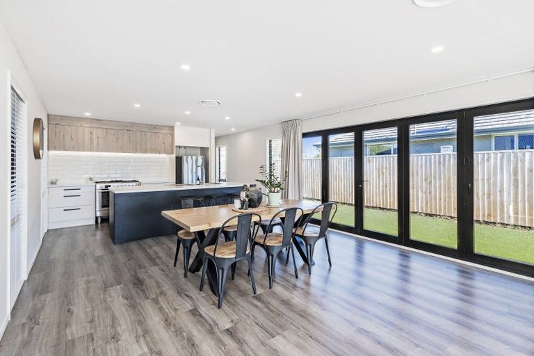 Photo of property in 12 Cedric Place, Darfield, 7510