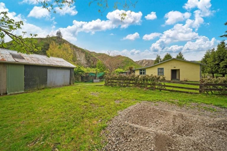 Photo of property in 1153 Tangahoe Valley Road, Ohangai, Hawera, 4674