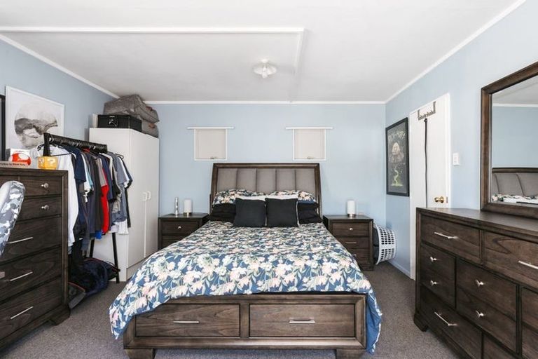 Photo of property in 590 Maunganui Road, Mount Maunganui, 3116