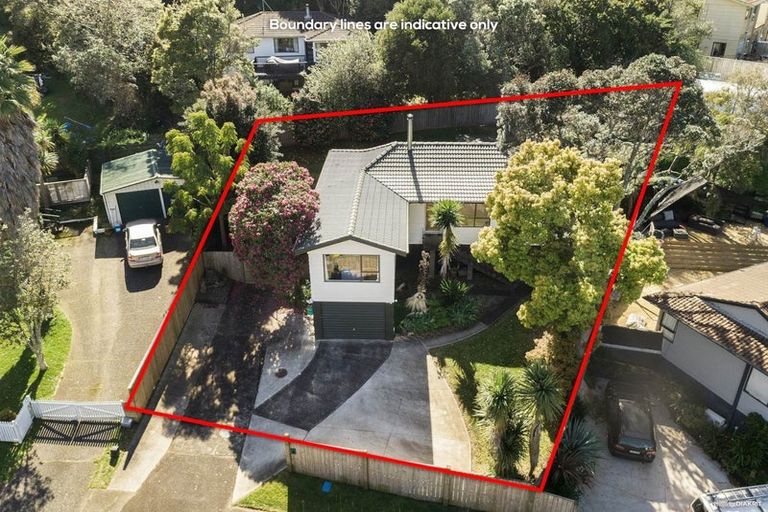 Photo of property in 26 Cranston Street, Torbay, Auckland, 0632