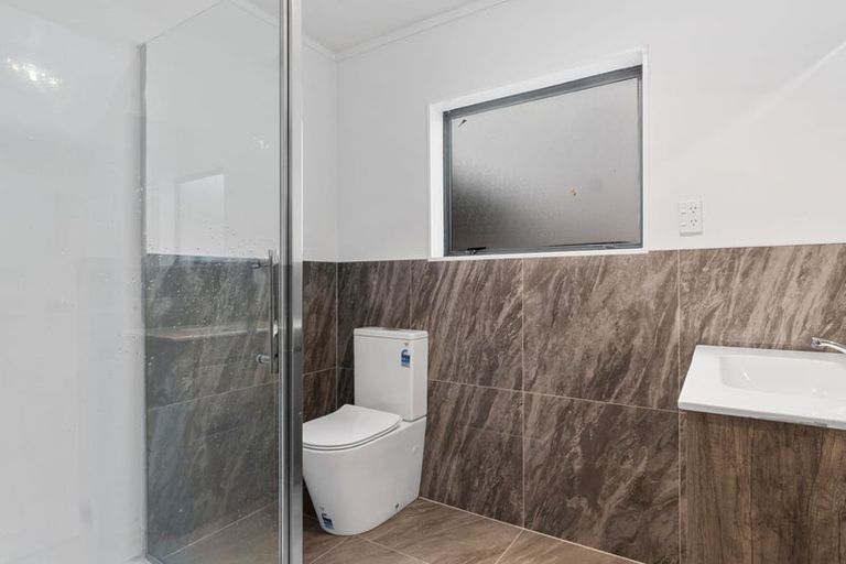 Photo of property in 2/220 Great South Road, Takanini, 2112