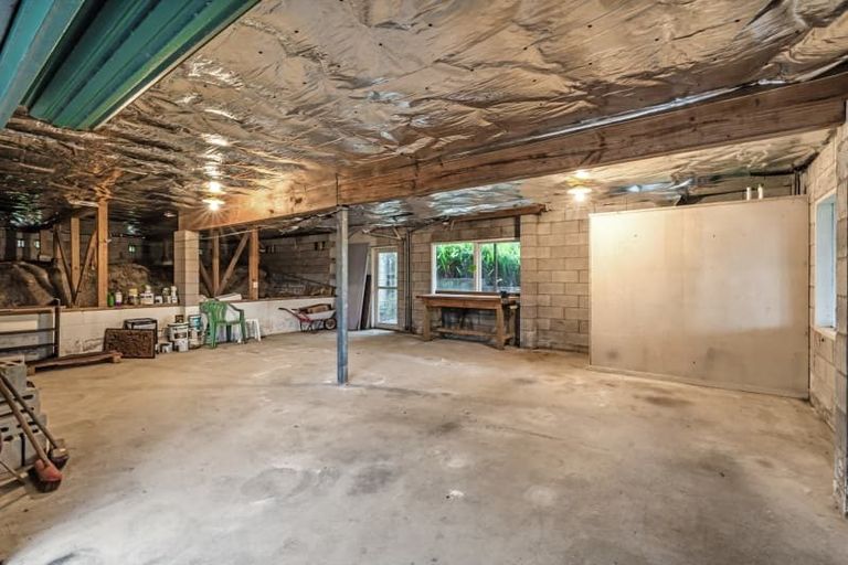 Photo of property in 283a Beach Road, Campbells Bay, Auckland, 0630