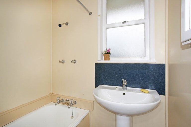 Photo of property in 108 Settlement Road, Papakura, 2110