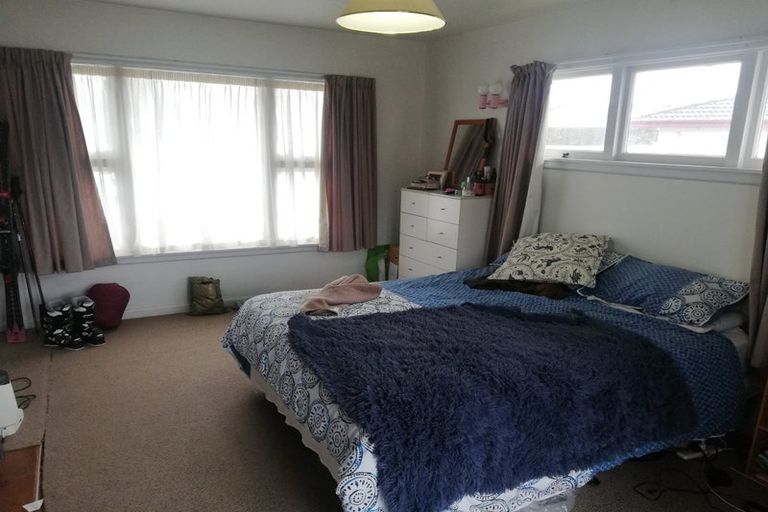 Photo of property in 64 Waimairi Road, Upper Riccarton, Christchurch, 8041