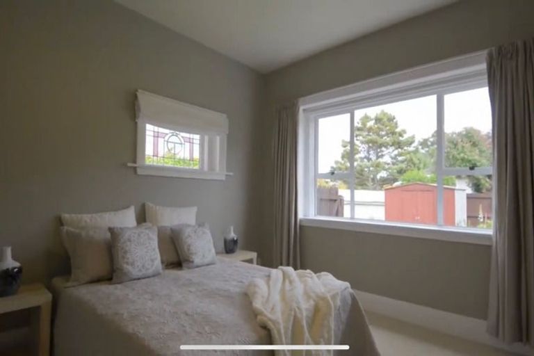 Photo of property in 9 Martin Avenue, Beckenham, Christchurch, 8023