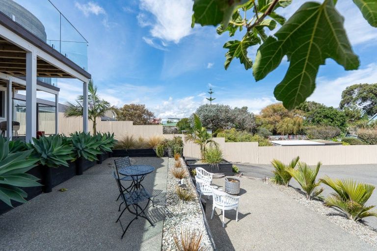 Photo of property in 8 Roore Street, Foxton Beach, Foxton, 4815