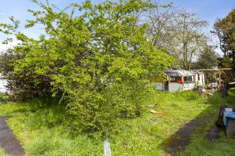 Photo of property in 75 Te Rangitautahanga Road, Turangi, 3334