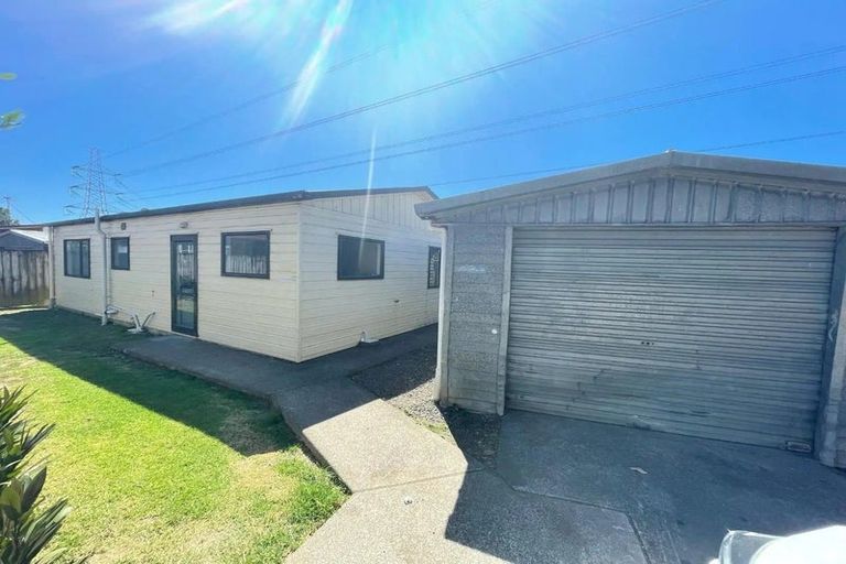 Photo of property in 22 Waipapa Crescent, Otara, Auckland, 2023