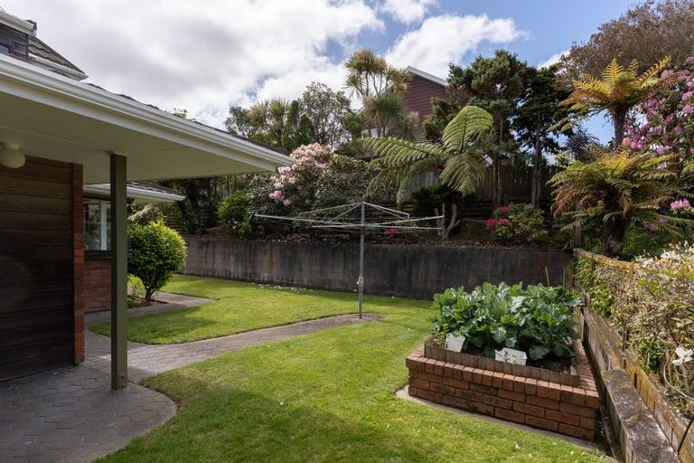 Photo of property in 46 Burbank Crescent, Churton Park, Wellington, 6037
