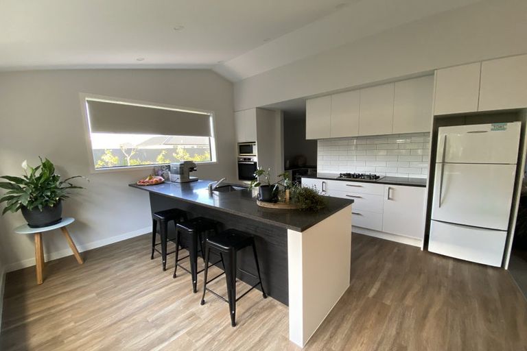 Photo of property in 6 Taylor Street, Cambridge, 3434