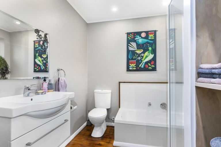 Photo of property in 21 Toomath Street, Naenae, Lower Hutt, 5011